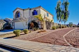 4 Bed, 2154 Sqft, $1,095 in Buckeye, AZ (Photo 3 of 5)