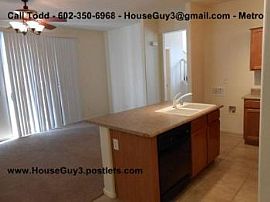 4 Bed, 1638 Sqft, $875 in Phoenix, AZ (Photo 5 of 5)