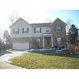 Executive Home in Burlington! in Belleview, KY