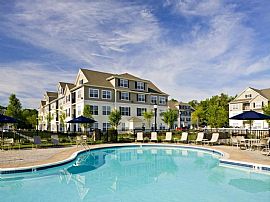 2 Bd/2 Bath 1bed/1bath in Tinton Falls, in Asbury Gardens, NJ