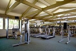 2 Bd/2 Bath Spacious Living! Enjoy Our P in Costa Mesa, CA (Photo 2 of 5)