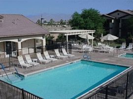 2 Bed in Cathedral City: Walk to Shoppin in Cathedral City, CA (Photo 2 of 2)