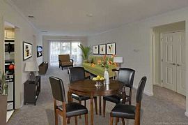 2 Bd/1 Bath Discover The Difference. Dis in New Cassel, NY (Photo 5 of 5)