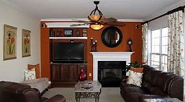 Gorgeous 4 Br W/bonus, Sun Room in Highla in Charlotte, NC (Photo 4 of 5)