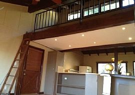 4 Bedroom Home with Hill View in Los Angeles, CA (Photo 2 of 10)