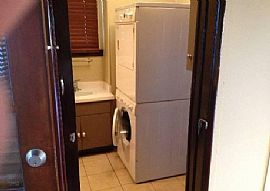 4 Bedroom Home with Hill View in Los Angeles, CA (Photo 5 of 10)