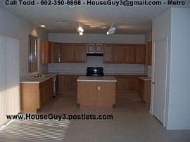 5 Bed, 2663 Sqft, $1,300 in Phoenix, AZ (Photo 3 of 5)