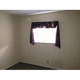 Nice 3 Bed, 1 5 Bath Home in Springdale in Cincinnati, OH (Photo 5 of 5)