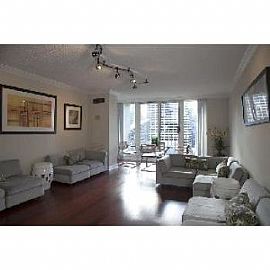 Gorgeous, Spacious 2 Br 2 Ba Condo with Ba in Chicago, IL (Photo 5 of 5)