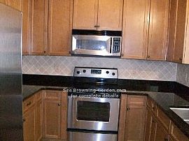 Extremely Nice Clean Condo in Hillsboro in Nashville, TN (Photo 4 of 5)