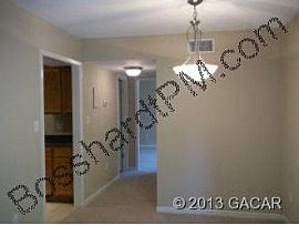 2 Bed 1.5 Bath Condo Rental in Gainesville, FL (Photo 2 of 3)