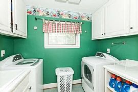 4 Bedroom/3 Bathroom Home For Rent in Towson, MD (Photo 5 of 11)