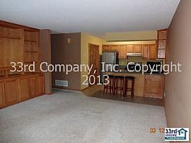 Townhouse Rental Home in Cottage Grove in Cottage Grove, MN (Photo 3 of 5)