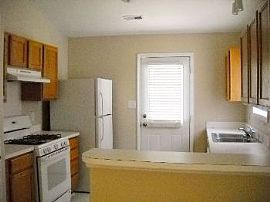 3 Br Ranch W/split Plan in Oakdale Area in Charlotte, NC (Photo 3 of 4)