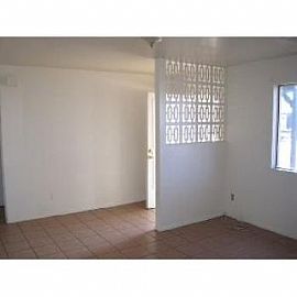 Stunning 3 Br/ 2 Ba 51st Ave. N of I-10 in Phoenix, AZ (Photo 3 of 5)