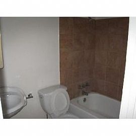 Stunning 3 Br/ 2 Ba 51st Ave. N of I-10 in Phoenix, AZ (Photo 4 of 5)