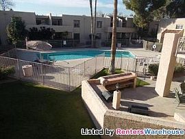 $200 Off Move In! Great 2bd Condo W/util in Scottsdale, AZ (Photo 2 of 5)