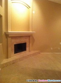 Absolutely Gorgeous Northwest Valley Hom in Glendale, AZ (Photo 3 of 5)