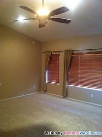 Absolutely Gorgeous Northwest Valley Hom in Glendale, AZ (Photo 4 of 5)