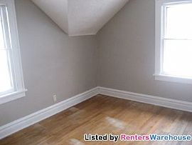 Remodeled 3 Bedroom Plus Office Home in Minneapolis, MN (Photo 4 of 5)
