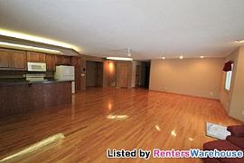 Gorgeous Lower Level Living in Luxury Ho in Andover, MN (Photo 4 of 5)