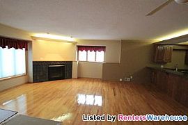 Gorgeous Lower Level Living in Luxury Ho in Andover, MN (Photo 5 of 5)