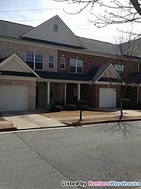 Stunning 2 Bedroom Townhome in Heart Of in Kennesaw, GA