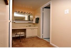 In Excellent Fairfax County School Syste in Herndon, VA (Photo 5 of 5)