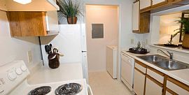 2 Bd/1 Bath Three Bed Offers Recreation, in Atlanta, GA (Photo 2 of 5)