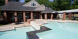 2 Bd/1 Bath Three Bed Offers Recreation, in Atlanta, GA (Photo 3 of 5)