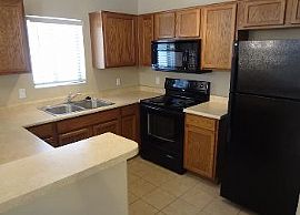 2 Bed / 2.5 Bath in Tempe at The Villagi in Tempe, AZ (Photo 3 of 5)