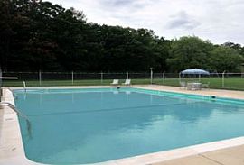 Spacious Rooms and Walk-In Closets! in Gaithersburg, MD (Photo 5 of 5)