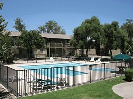 2 Bd/1 Bath Great Location Just Minutes in Phoenix, AZ