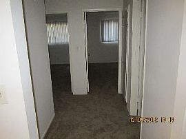 2+1 Large Unit with Parking in Tujunga, CA (Photo 4 of 5)