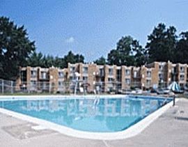 Great Living Spaces, Quiet Neighborhood! in Aspen Hill, MD (Photo 2 of 5)