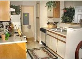 2 Bed 1 Bath in Memphis, Spa, Pets Ok, A in Memphis, TN (Photo 2 of 5)