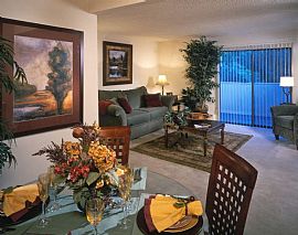 2 Bd/1 Bath Apartments Available For Imm in Denver, CO (Photo 4 of 5)