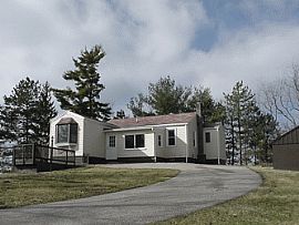 Beautiful 3bedr 2bth Country Setting in Bellaire, OH (Photo 8 of 8)