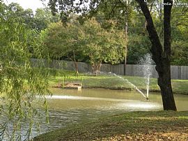 2 Bd/1 Bath Relax in Your New Home at Th in Arlington, TX (Photo 2 of 5)