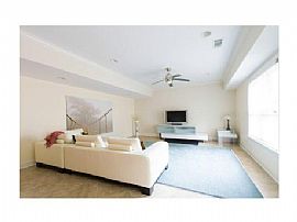 Magnificent 5 Bedroom 5 Bathroom Home   in Atlanta, GA (Photo 3 of 12)