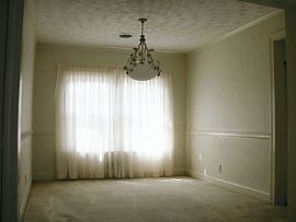 Spacious Ranch with 4br 2.5bath in Chesapeake, VA (Photo 2 of 6)