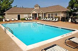 Sand Volleyball Court On-Site and Lake N in Southaven, MS (Photo 2 of 5)