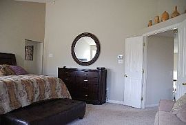 Gorgeous 4 Br Home in Upper Marlboro in Glenarden, MD (Photo 2 of 5)