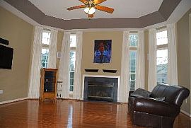 Gorgeous 4 Br Home in Upper Marlboro in Glenarden, MD (Photo 3 of 5)