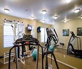 Private Entrance to The Sammamish River in Adelaide, WA (Photo 4 of 5)