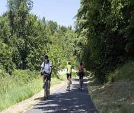 Private Entrance to The Sammamish River in Adelaide, WA (Photo 5 of 5)