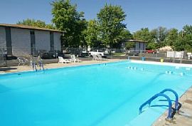 2 Bd/1 Bath Spacious Living Areas! in Denver, CO (Photo 5 of 5)