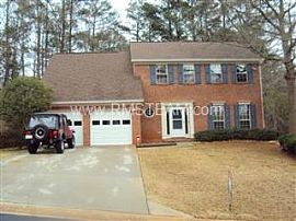 Great 4br 2story Home with Recent Renova in Lawrenceville, GA