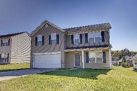 3 Br W/loft and Great Master Suite in Mapl in Charlotte, NC