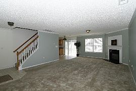 3 Br W/loft and Great Master Suite in Mapl in Charlotte, NC (Photo 2 of 5)